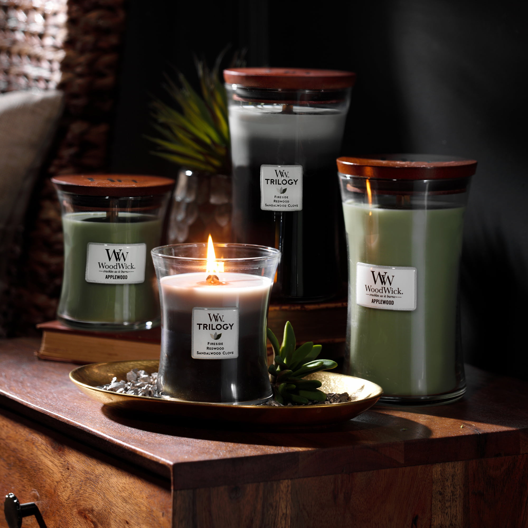 WoodWick Warm Woods- Medium Hourglass candle